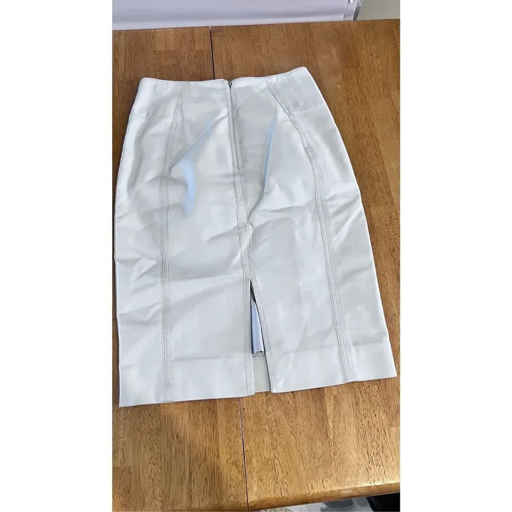 WHBM WHITEHOUSE BLACK MARKET perfect form white skirt sz 0